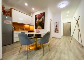 The Maze Apartment